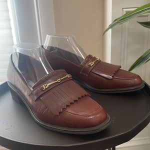 ÉTIENNE AIGNER EMORY LOAFER sz 9.5 BROWN LEATHER KILTIE FLAP GOLD HORSEBIT 9 1/2